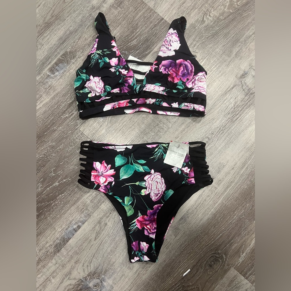 BLACK BIKINI WITH PURPLE FLOWERS